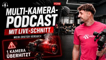 Filmemacher mit Kamera im Lebe-Stark-Studio vor einer Podcast-Aufnahme mit vier Personen auf zwei Sofas, daneben Titel «Multi-Kamera-Podcast mit Live-Schnitt – Mein erster Versuch» und eine überhitzte Kamera mit Warnhinweis «1 Kamera überhitzt»