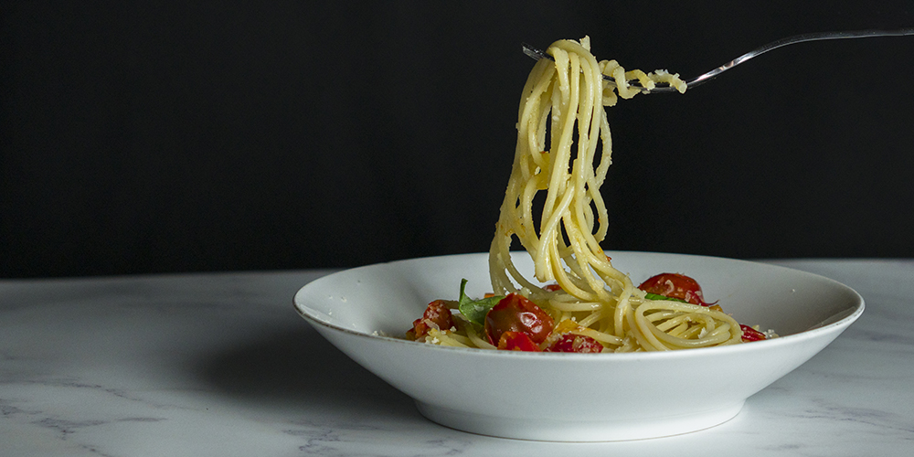 Bilderheader Pasta mit Cherrytomaten und Trüffelöl